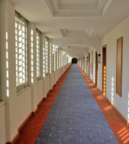 hotel-1803960_1920
